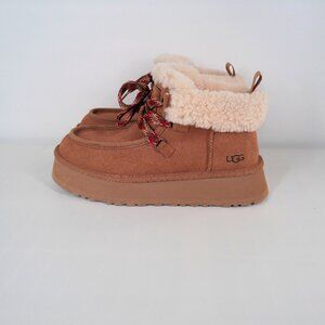 UGG Chestnut Lace-Up Shearling Collar Boots